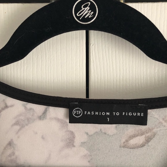 Peplum blouse/ sleeveless top - Picture 3 of 3